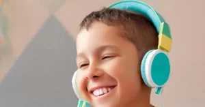 Read more about the article best noise cancelling headphones for children in 2024: protecting young ears with style and comfort!